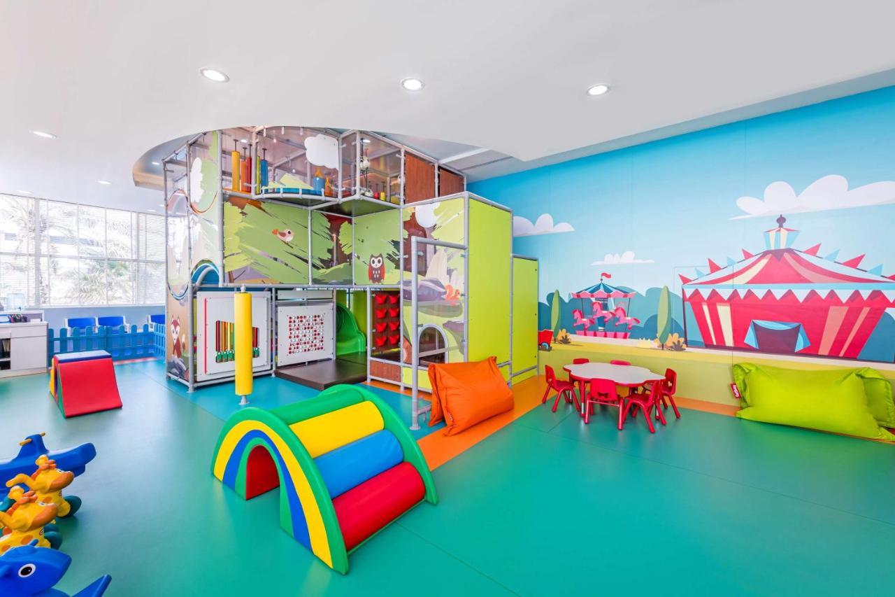 Radisson Blu Hotel, Kuwait Kuwait City Exteriér fotografie The Children's Hospital of Philadelphia